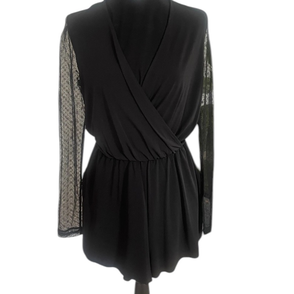 Black BCBG Lace sleeve relaxed fit romper, Jumpsuit,Draped, V neck,shorts, Small - Picture 2 of 8